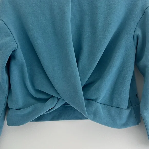 Athleta Girl Sweatshirts Sweaters Fleece Athletic Bundle of Two Size Medium 8-10